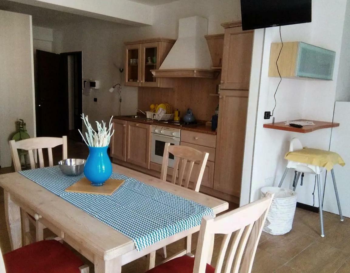 Casa Garda Appartement Garda  Buitenkant foto